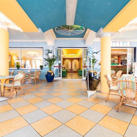 לידו די ג'סולו Hotel Ettoral מראה חיצוני תמונה