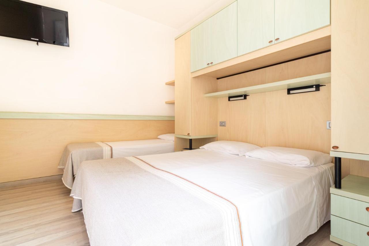 לידו די ג'סולו Hotel Ettoral מראה חיצוני תמונה