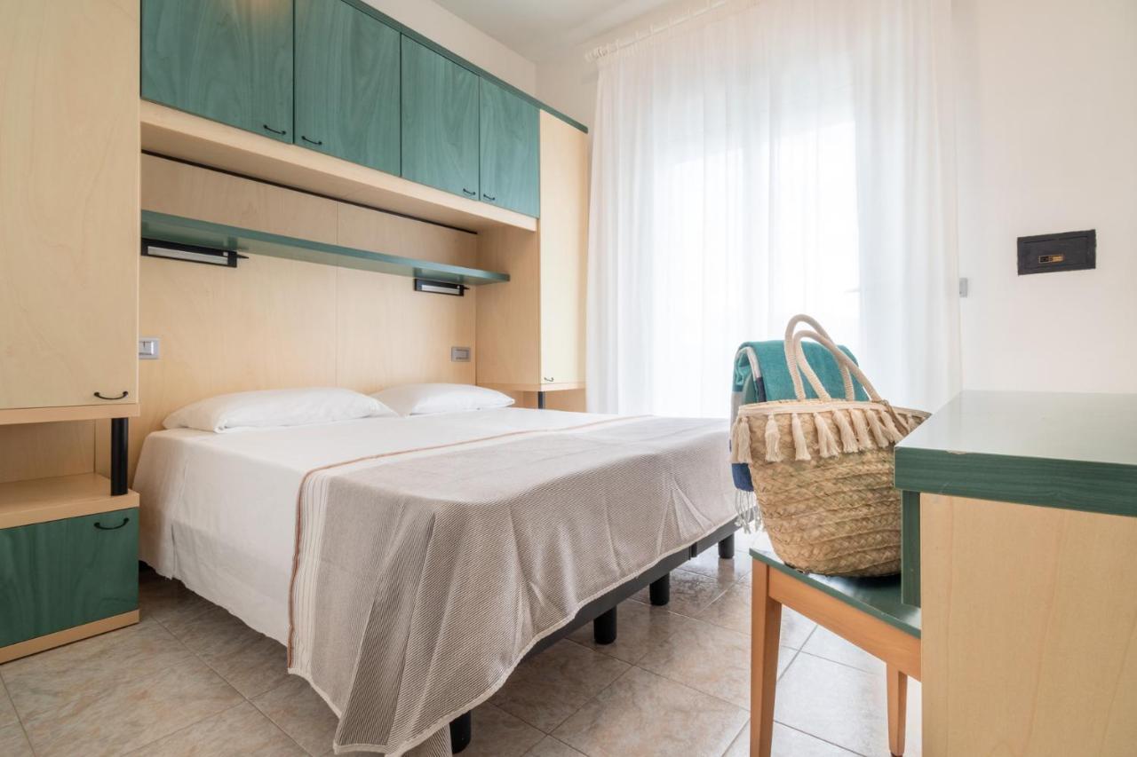 לידו די ג'סולו Hotel Ettoral מראה חיצוני תמונה