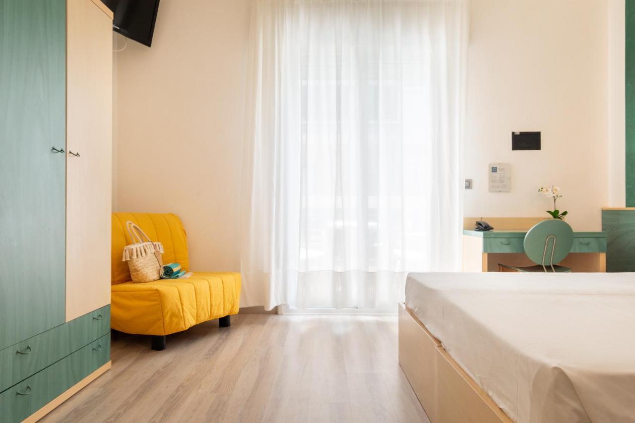 לידו די ג'סולו Hotel Ettoral מראה חיצוני תמונה