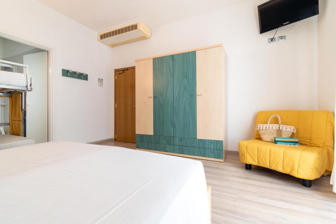 לידו די ג'סולו Hotel Ettoral מראה חיצוני תמונה