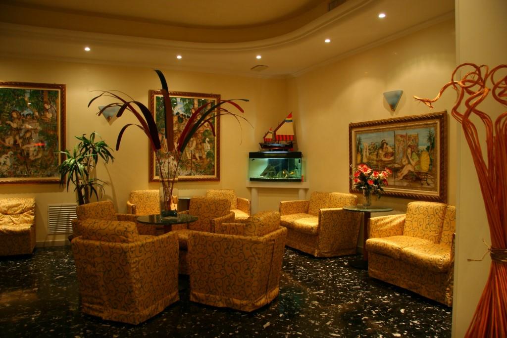 לידו די ג'סולו Hotel Ettoral מראה חיצוני תמונה